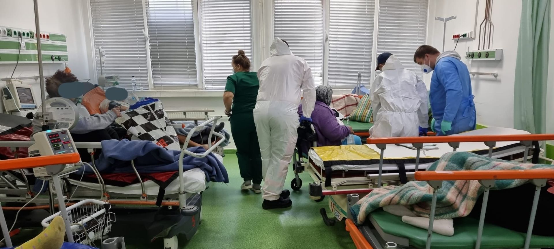 SJU Arad: Leziuni pulmonare grave, la pacienți tineri cu COVID