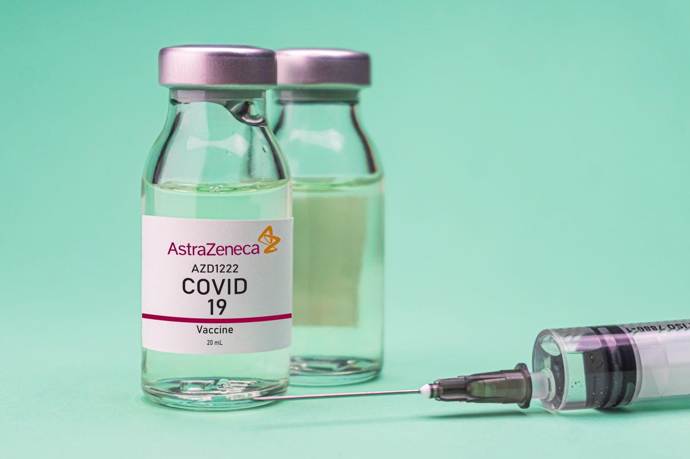 AstraZeneca retrage de la vânzare vaccinul anti-COVID-19 