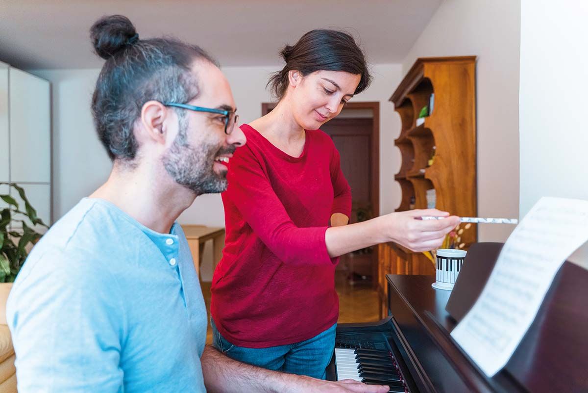 Beneficiile lecţiilor  de pian