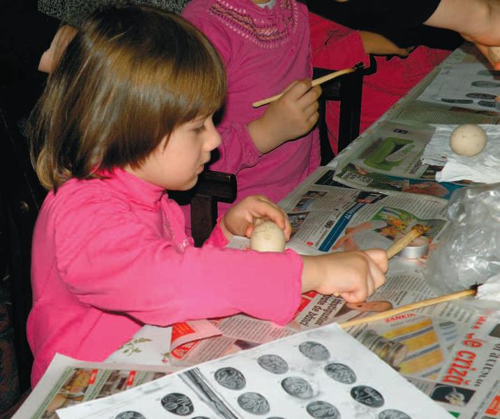 Primăvara printre copii tradiţii şi meşteşuguri noi