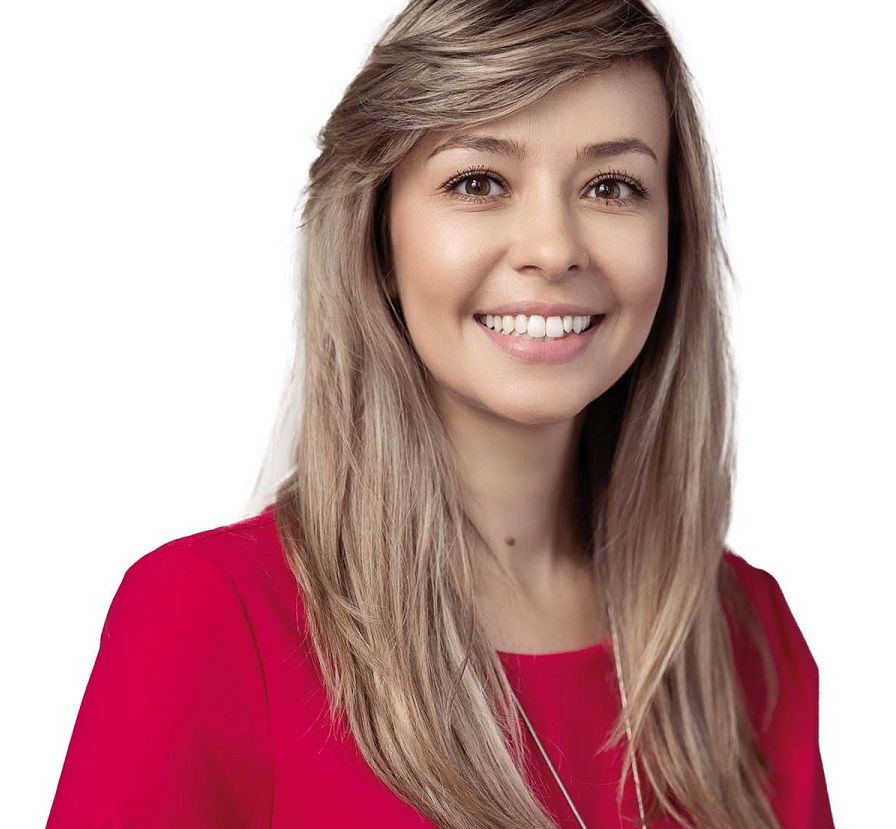 Dr. Alexandra Mircea: „Recomand purtarea aparatului dentar indiferent de vârstă”