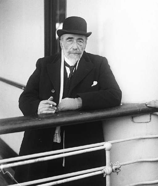 Medici în roluri secundare