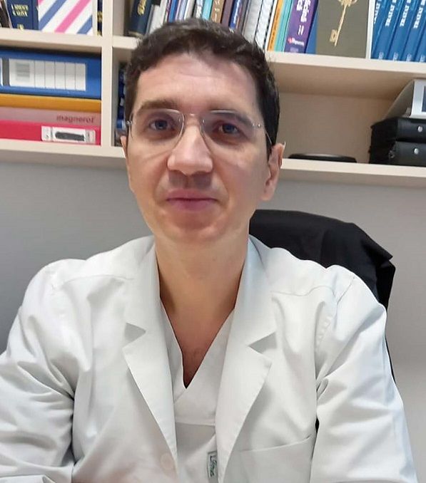 Prof. dr. Nicolae Crișan: „24 de ore din 24, viaţa este ca o clinică”