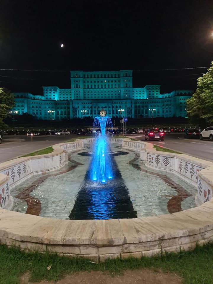 Șansa la viață a copiilor cu boala Batten stă într-un medicament încă neinclus pe lista de compensate