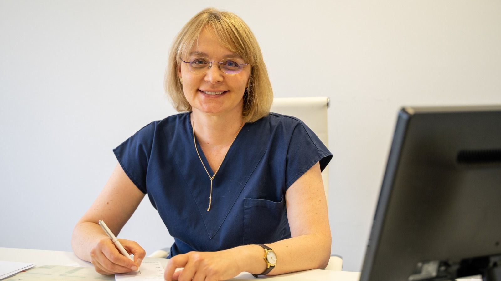 Dr. Diana Placintescu