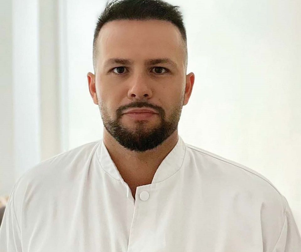 Dr. Ionuț Crivățu