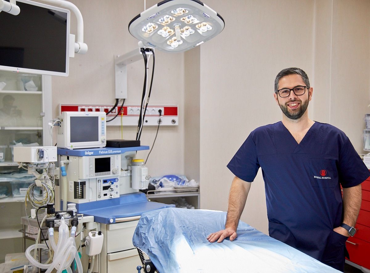 Dr. George Diaconu, Royal Hospital (1)