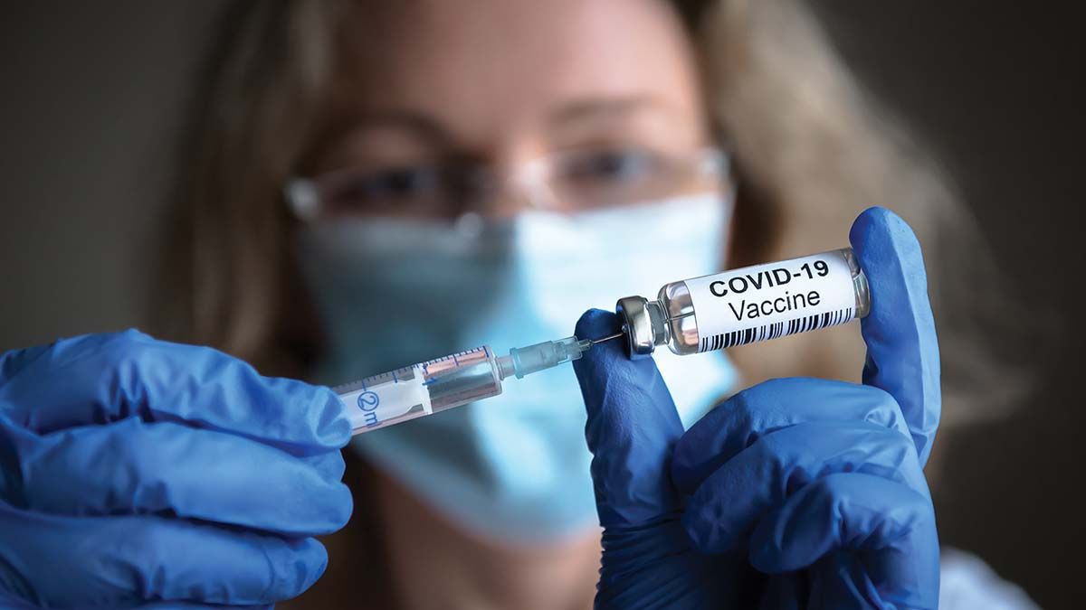 Vaccinarea, amânată în Spania pentru pacienţii în convalescenţă post-COVID