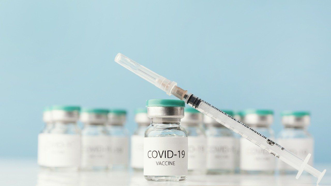VIDEO: Prima tranșă de vaccin anti-COVID Johnson&Johnson a ajuns în România