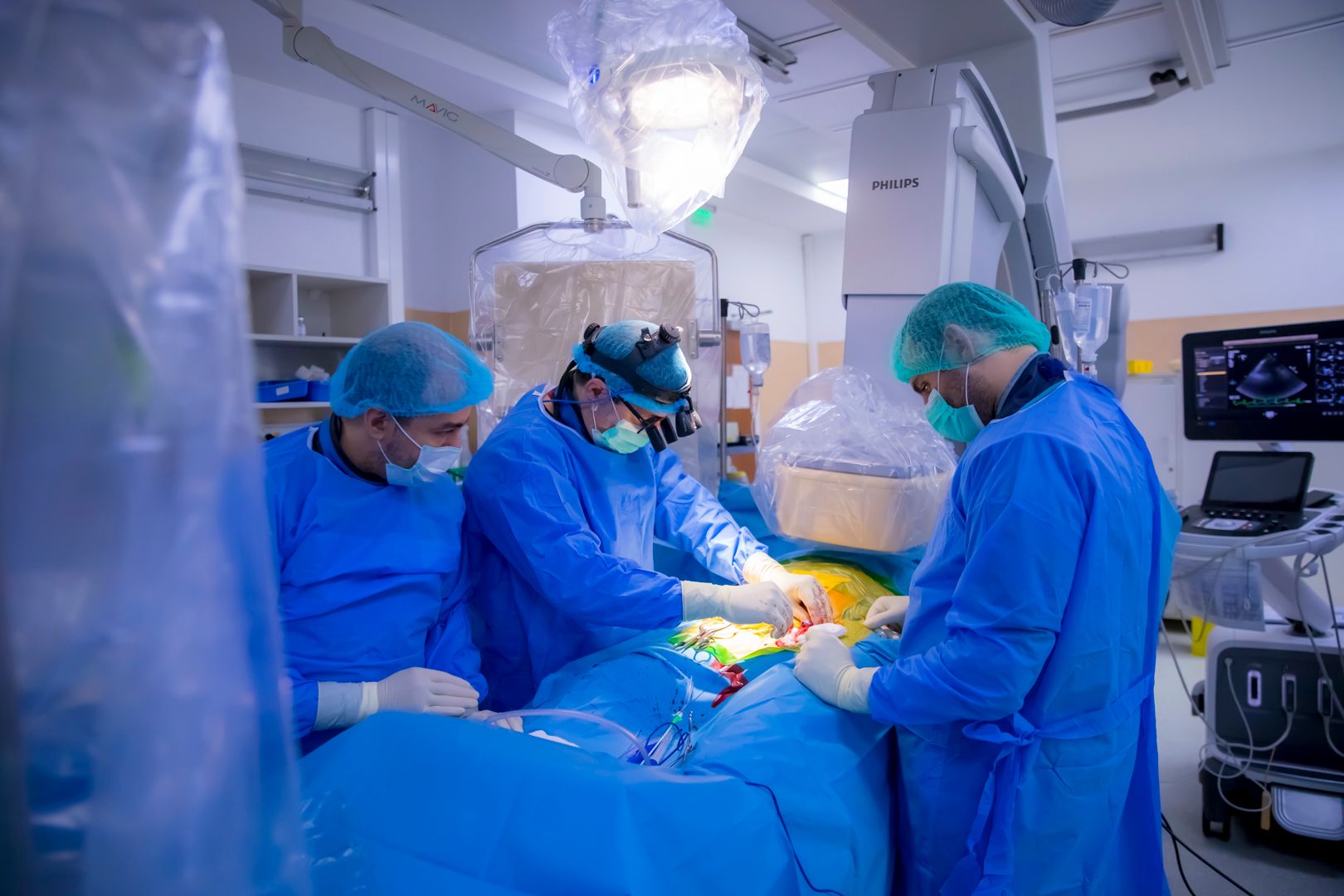 Premieră la SUUMC: implant de stent aortic un pacient cu coarctație de aortă