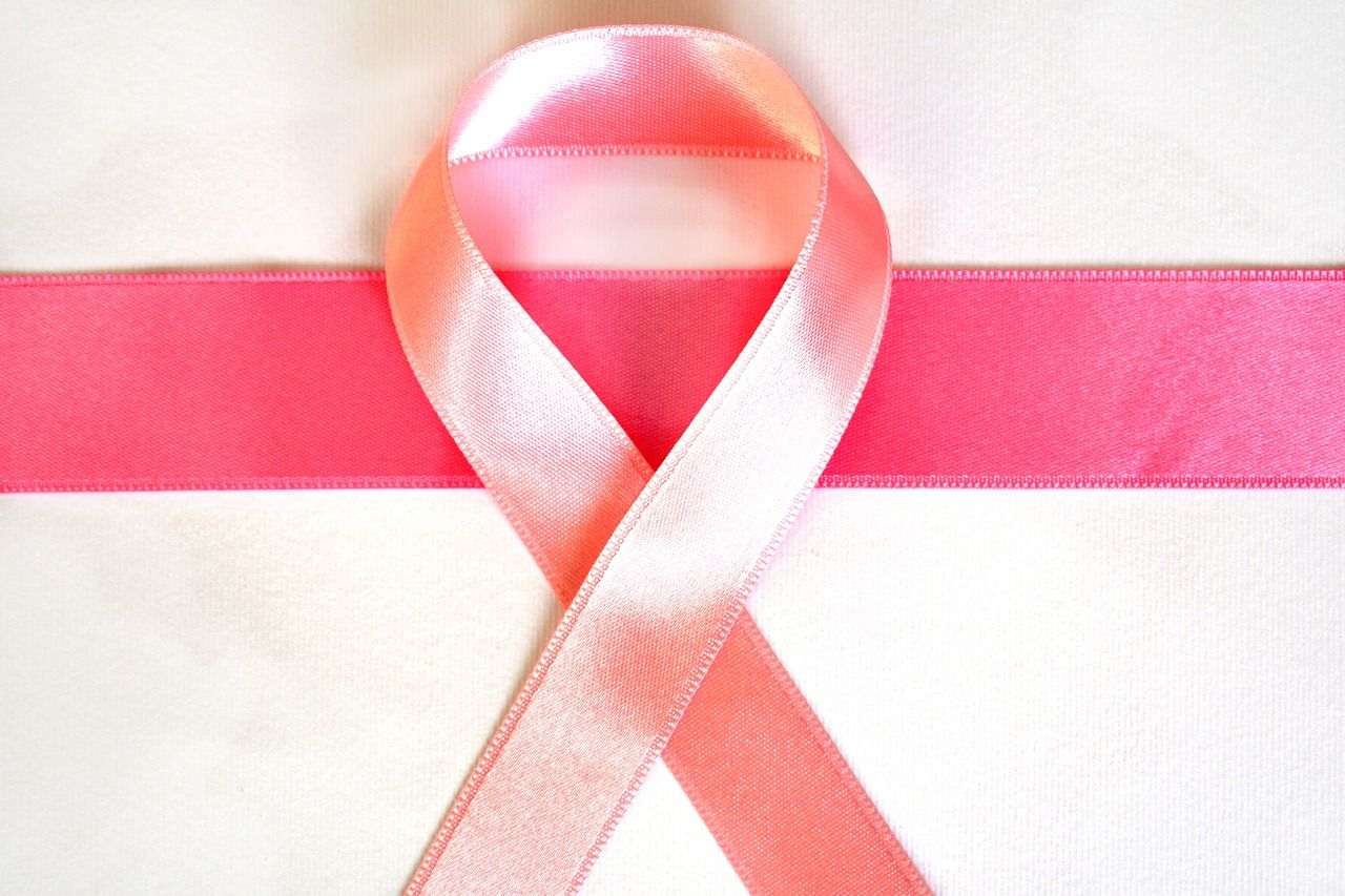 Campanie împotriva cancerului de sân într-o clinică din București