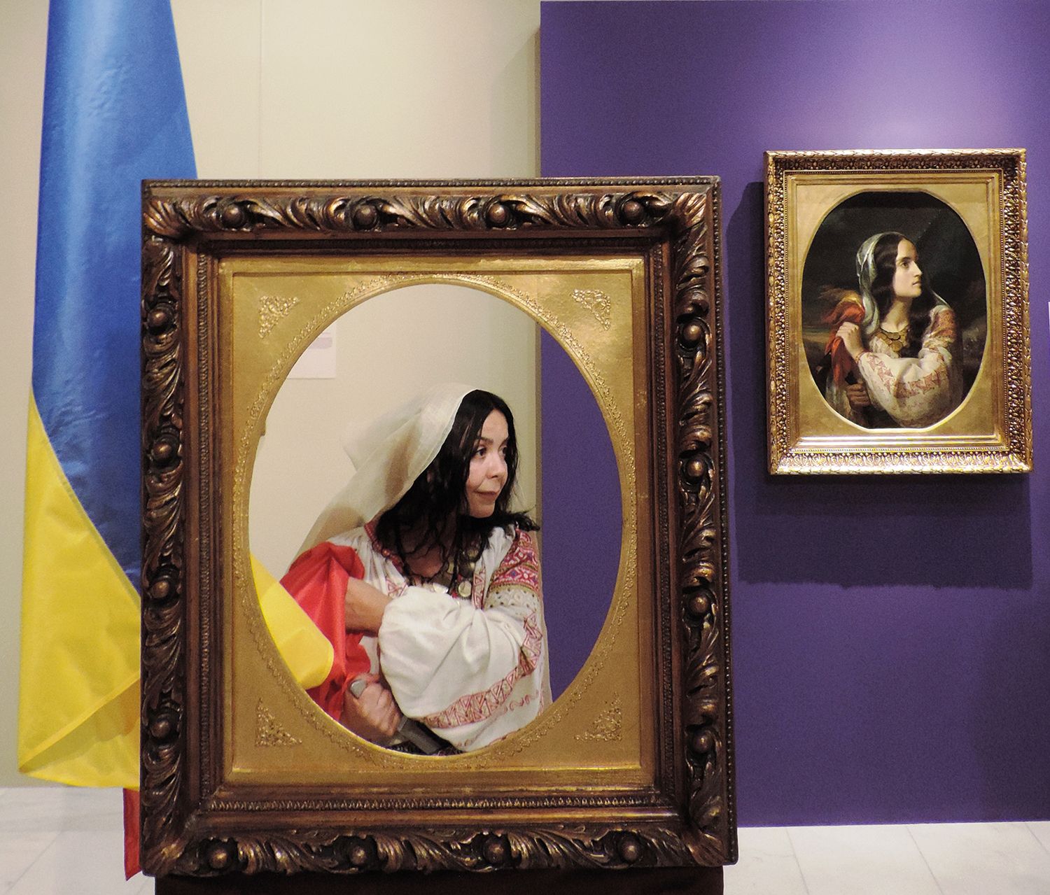 Romania revolutionara, ieri si azi