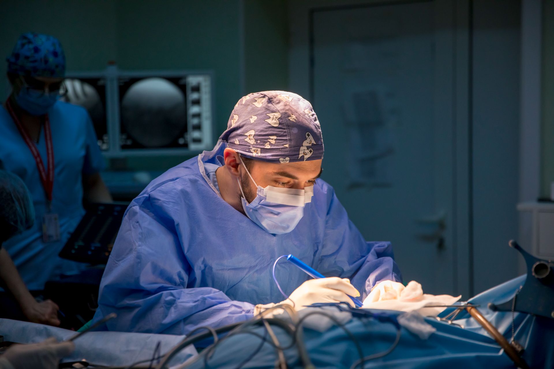 Intervenție neurochirurgicală realizată, în premieră, la Spitalul Militar Central