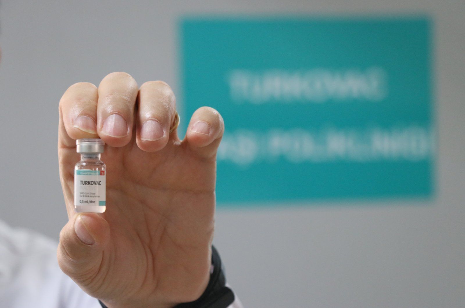 Turcia a autorizat un vaccin propriu anti-COVID