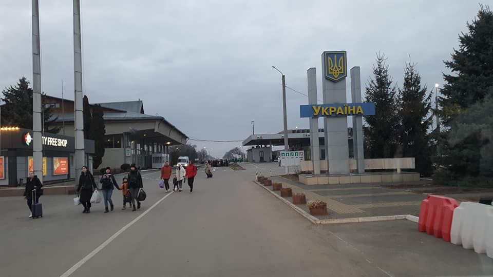 Colegiul Farmaciștilor din România oferă ajutor umanitar refugiaților din Ucraina