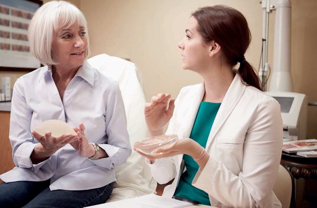 Reconstrucţia mamară, în România