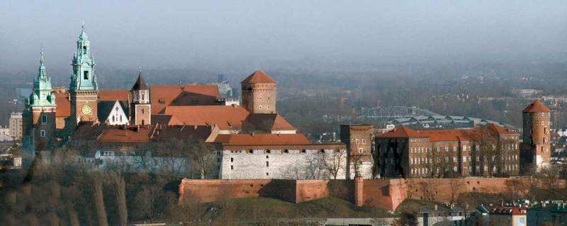 Sub ocrotirea dealului Wawel
