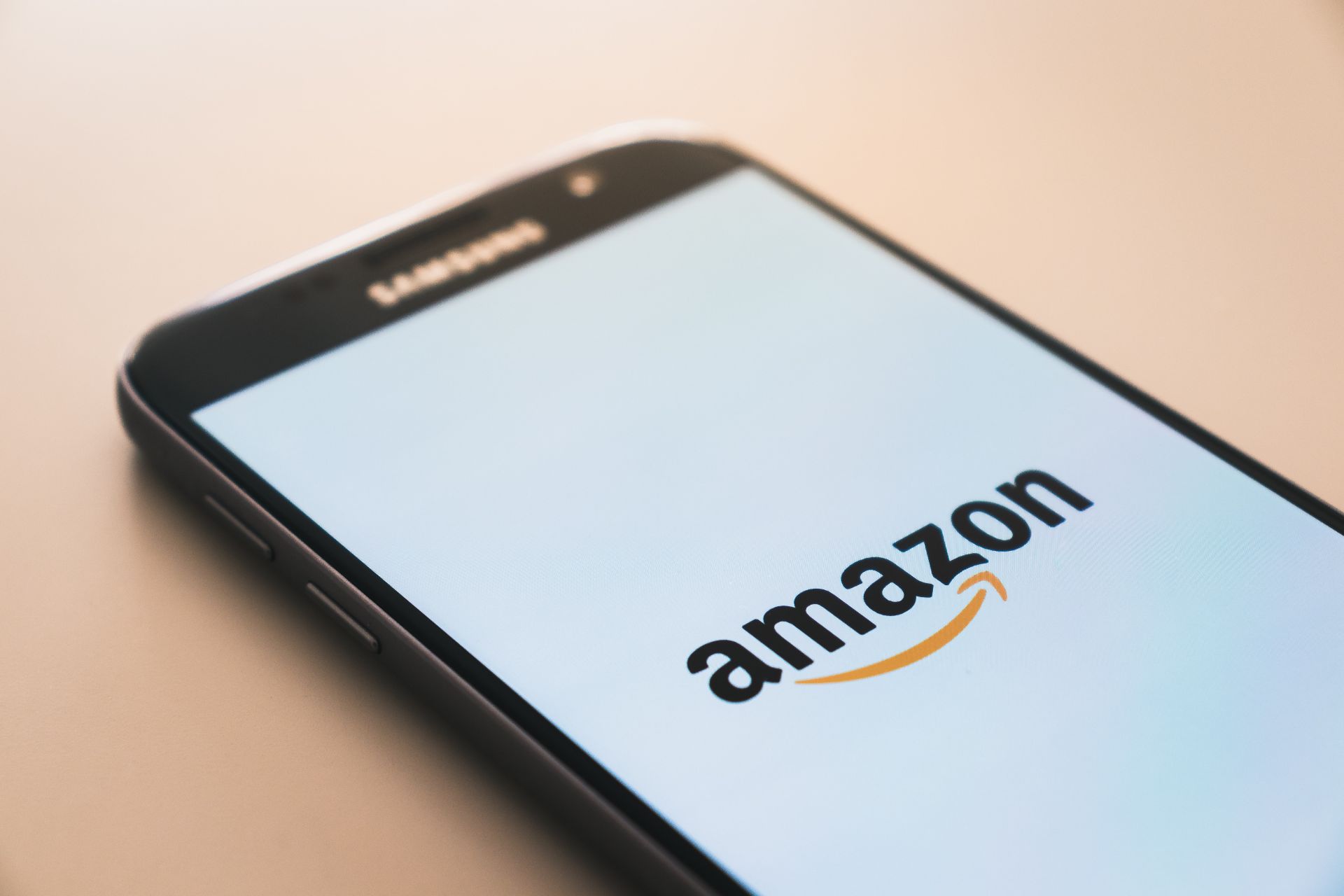 Amazon plănuiește să intre în industria farmaceutică