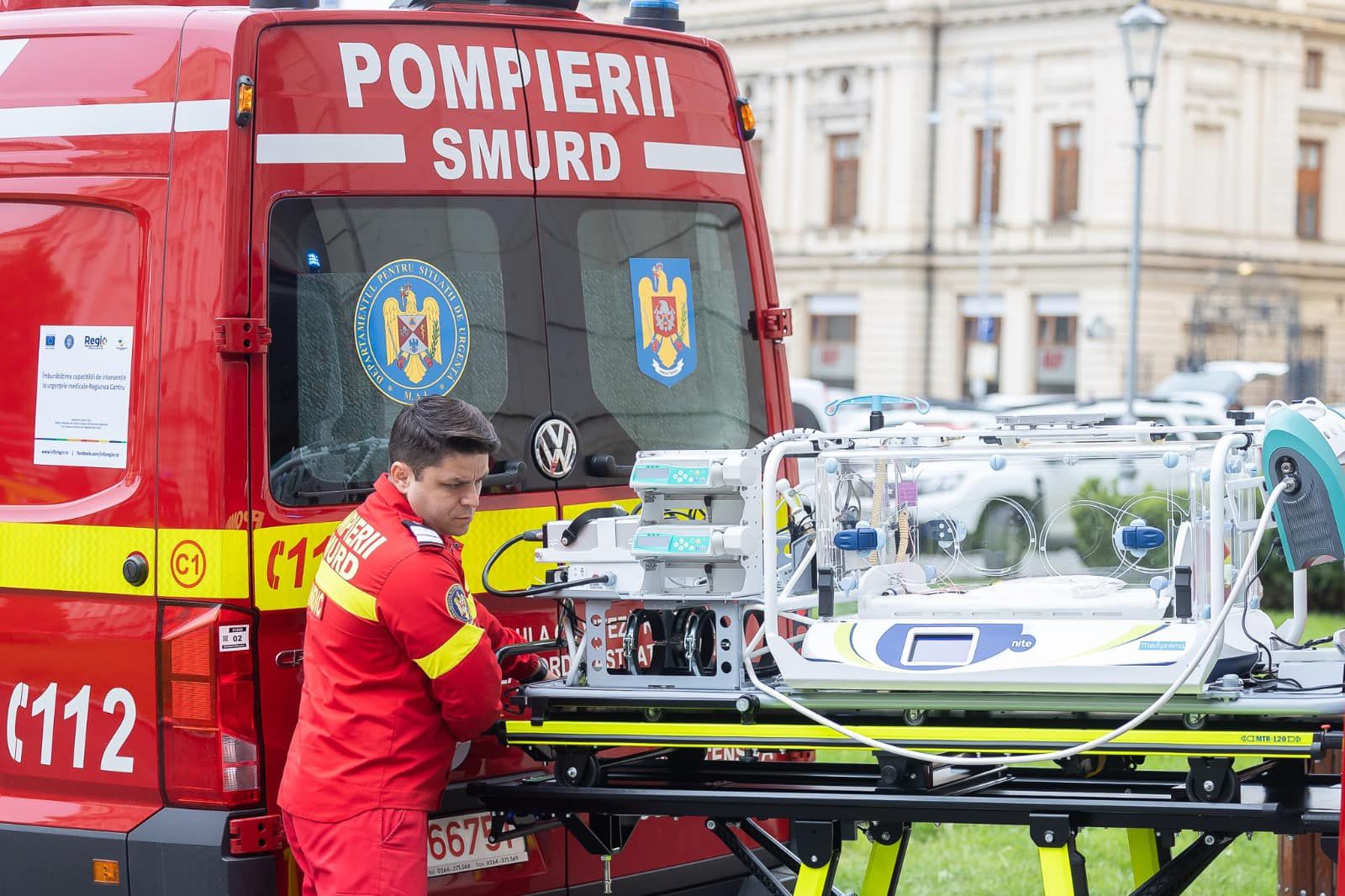 Ambulanțe de transport nou-născuți în stare critică, distribuite în România