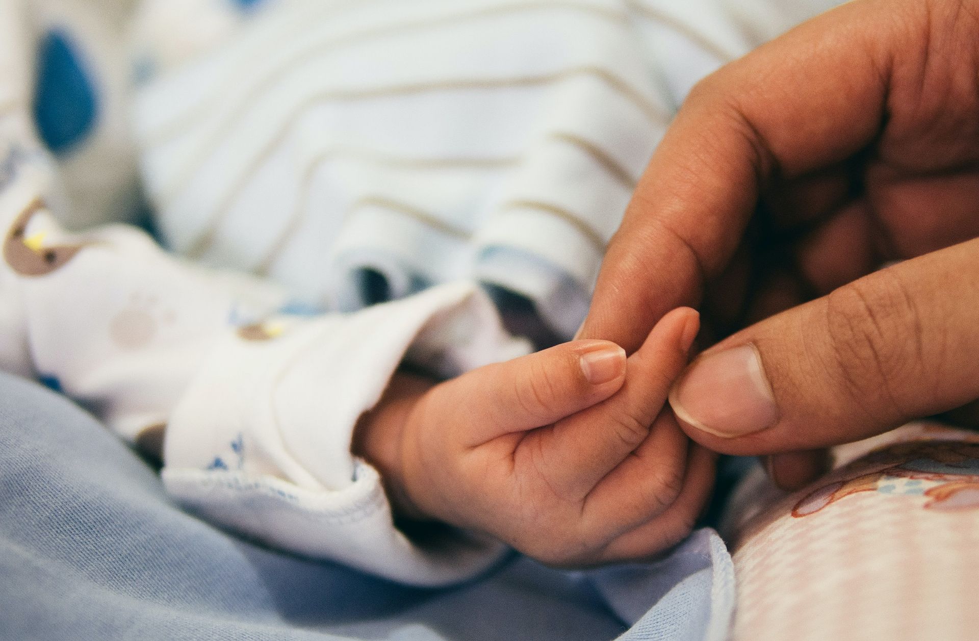 Copiii născuți cu malformaţii cardiace vor fi operaţi în continuare în țară
