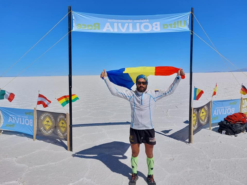 Ultramaraton în Anzi: un român câștigă și dedică victoria copiilor cu autism