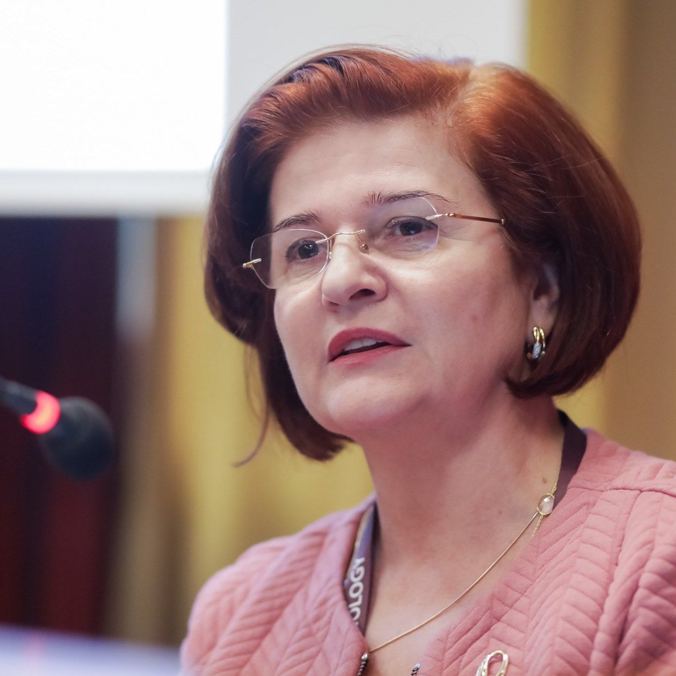 Președintele SRE, prof. dr. Cătălina Poiană: „Este o greşeală să luăm iodură de potasiu”