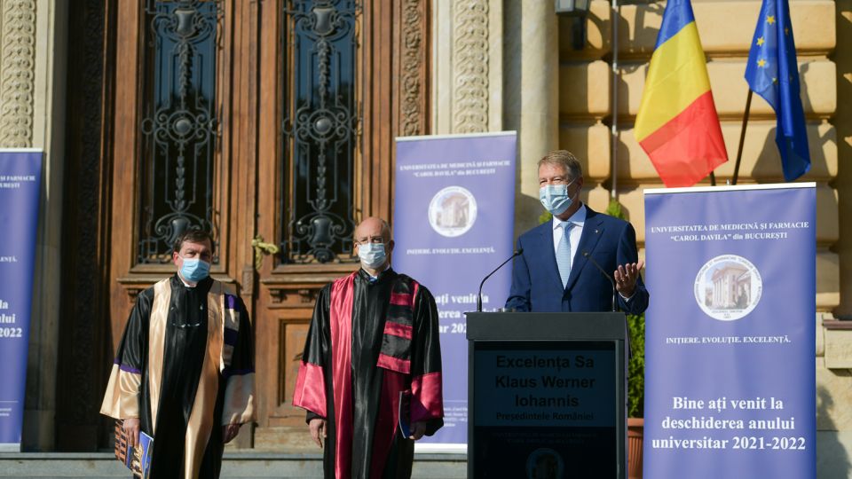 Mesajul președintelui României, la deschiderea anului universitar de la UMF București