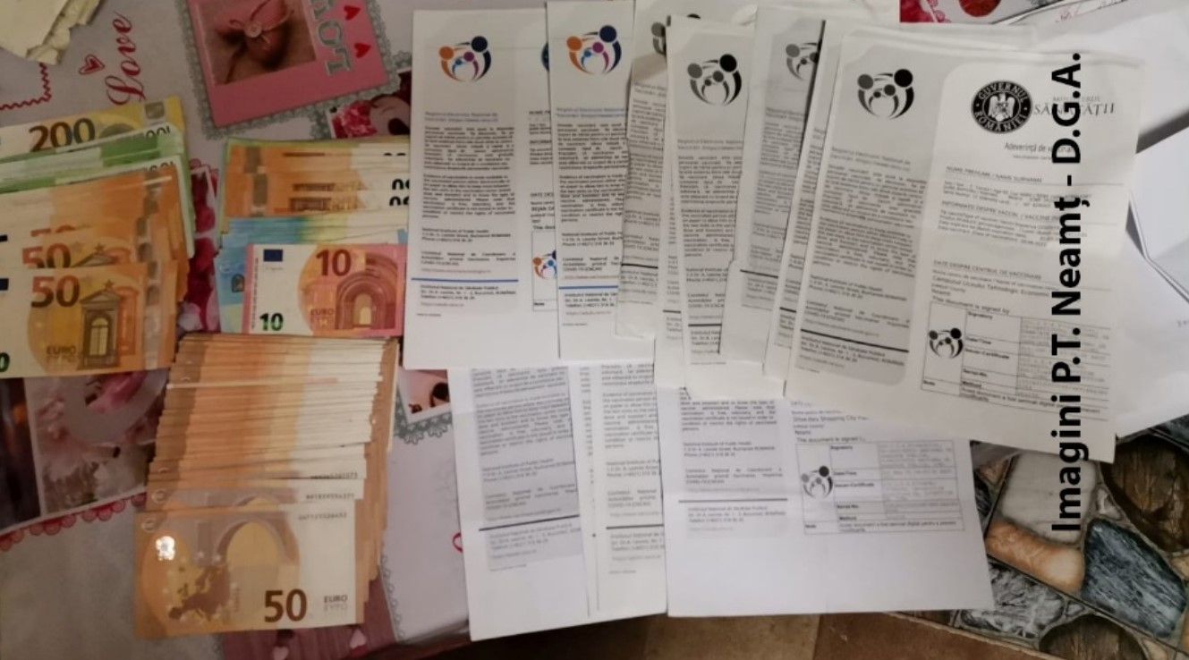 Certificate false de vaccinare, eliberate de medici din Neamț și Iași