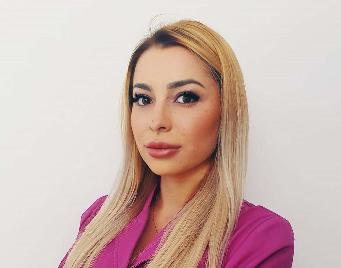 Dr. Elena Cristina Gatej-Alecu:  „În România  se vine la stomatolog doar când apare durerea”