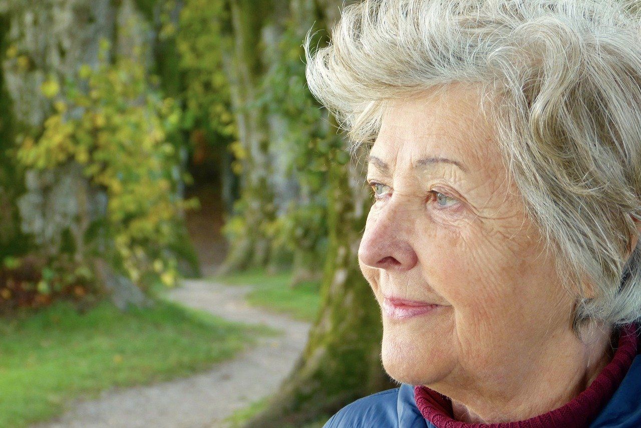 Conversațiile telefonice ar putea să indice dacă o persoană are sau nu Alzheimer