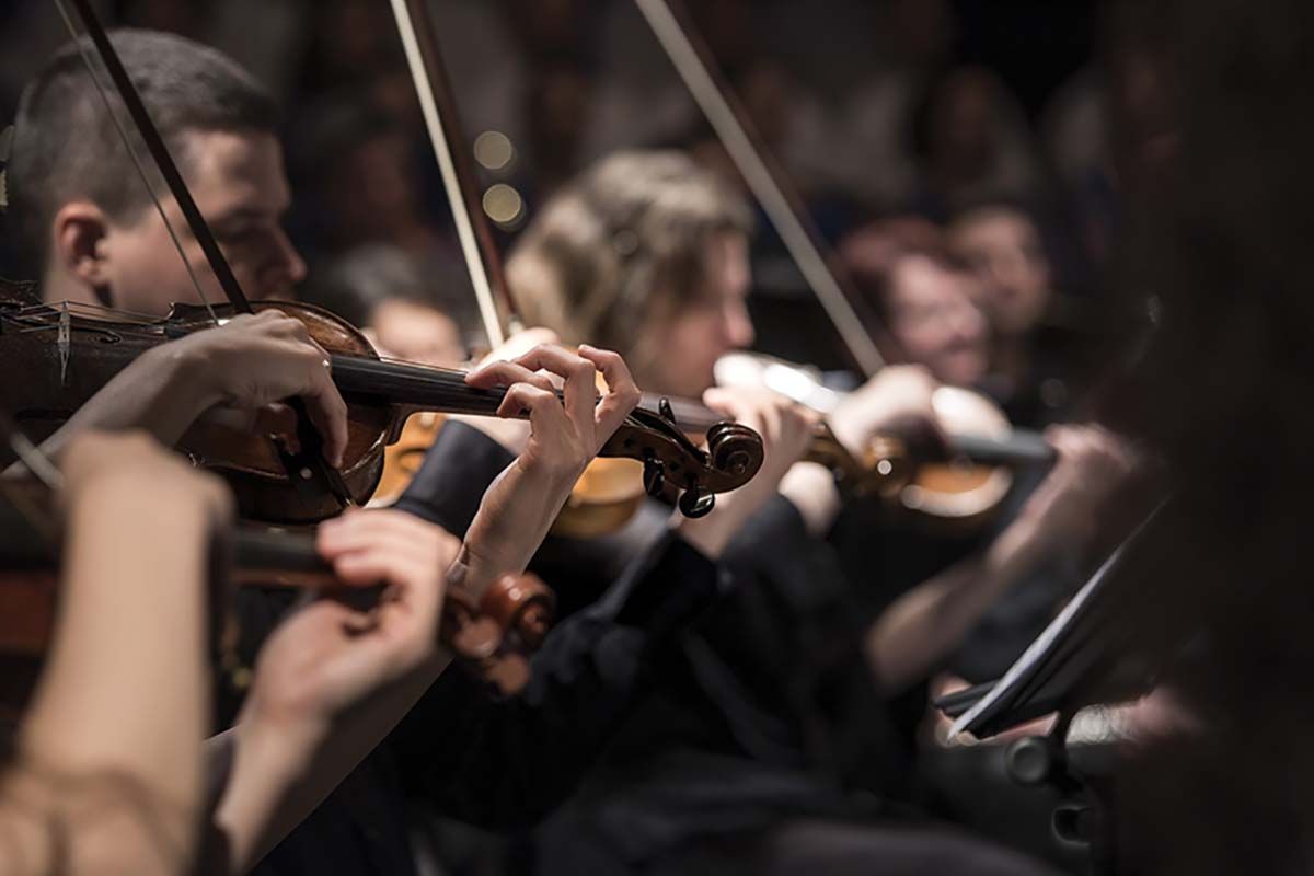 Concurs de muzică clasică pentru tinerii artiști din lumea întreagă