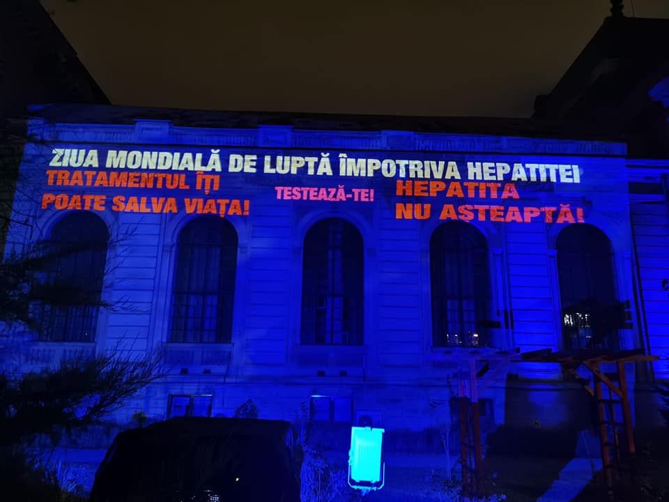 SUUB și UMF „Carol Davila”, iluminate în albastru miercuri seară