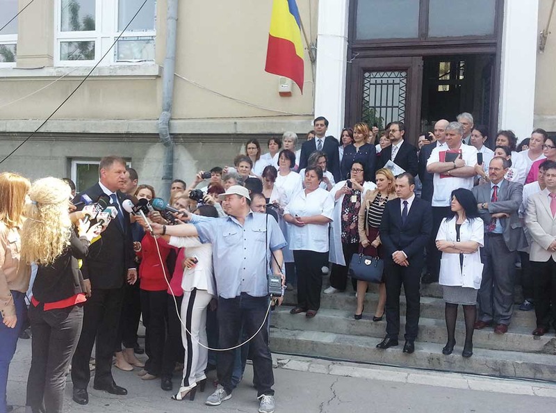 Să discutăm despre politică!