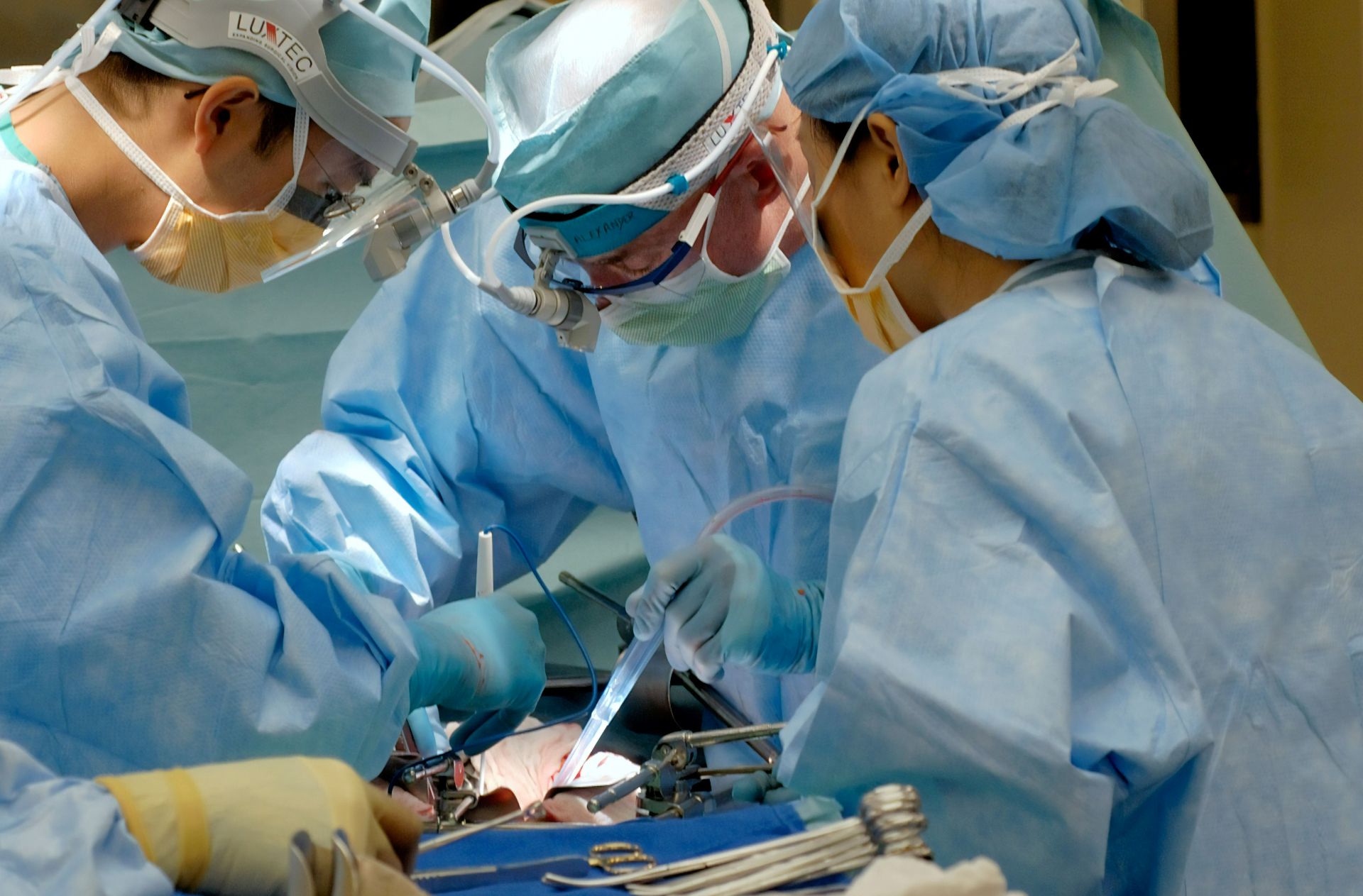 Pacient cu cancer pulmonar în fază terminală, salvat de un dublu transplant