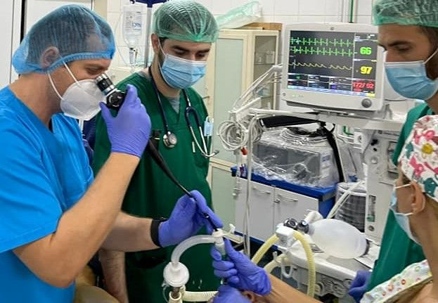 Premieră la Iași: lavaj pulmonar, la un pacient cu proteinoză alveolară