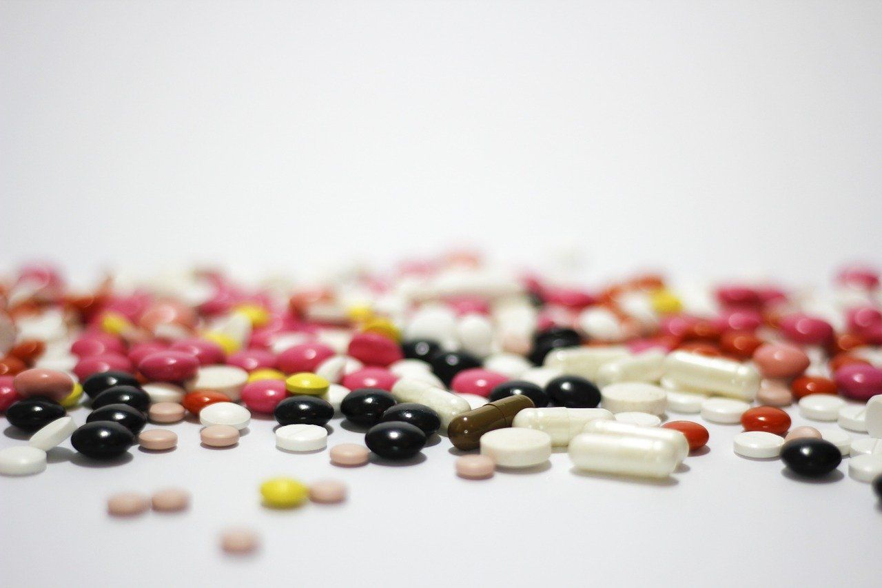 Avertismentul producătorilor de medicamente: Pot apărea diferite produse contrafăcute
