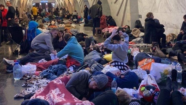 UNHCR: numărul refugiaţilor din Ucraina a depăşit pragul de 2 milioane