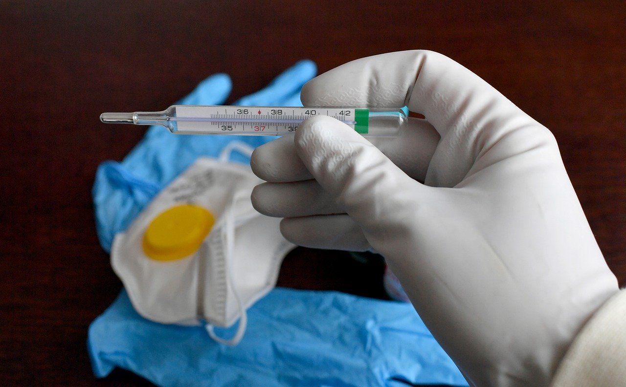 GCS: Trei pacienți vindecați de coronavirus, externați la Timișoara