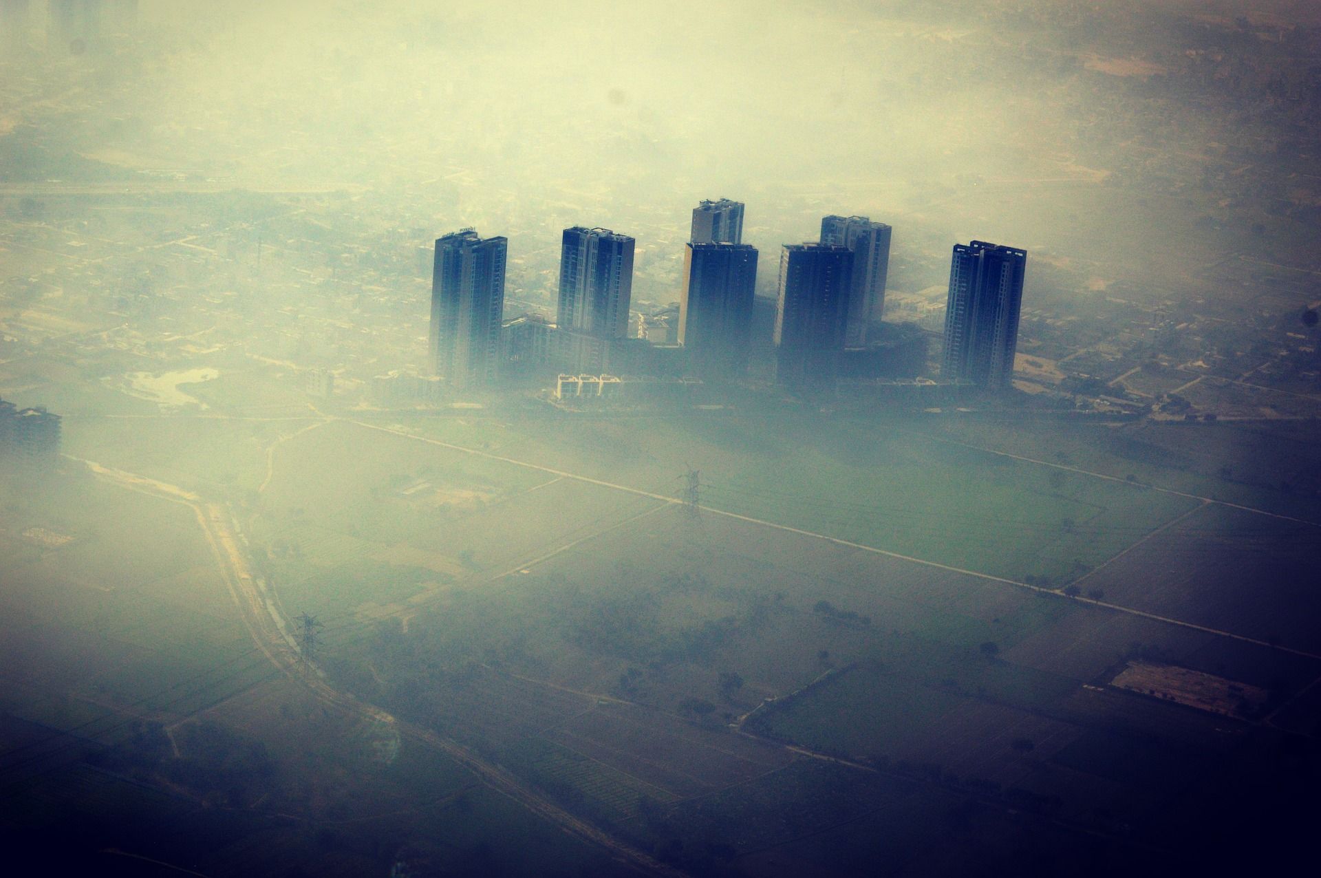 poluarea aerului in oras