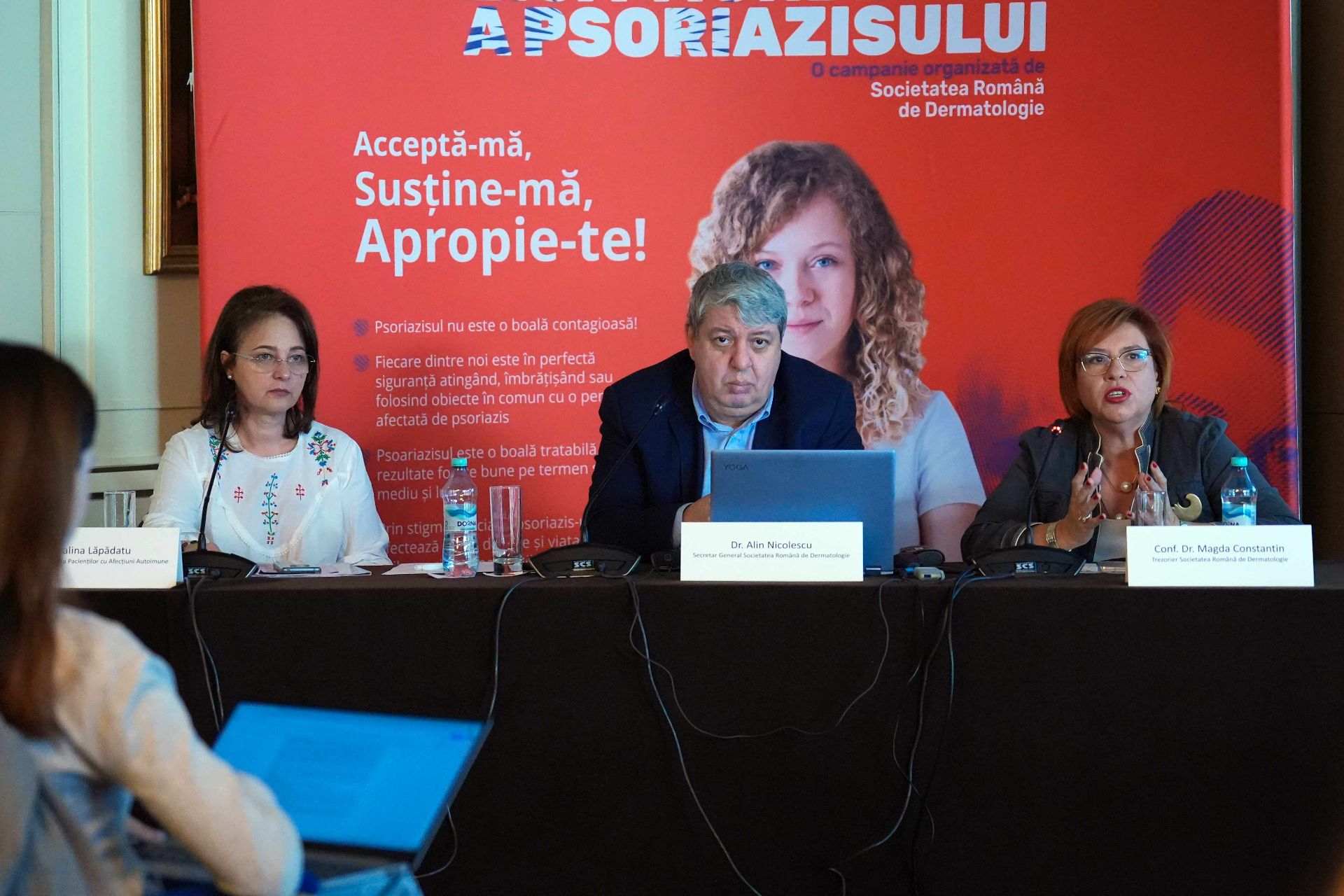 Mai mult de jumătate dintre cazurile de psoriazis din România rămân netratate