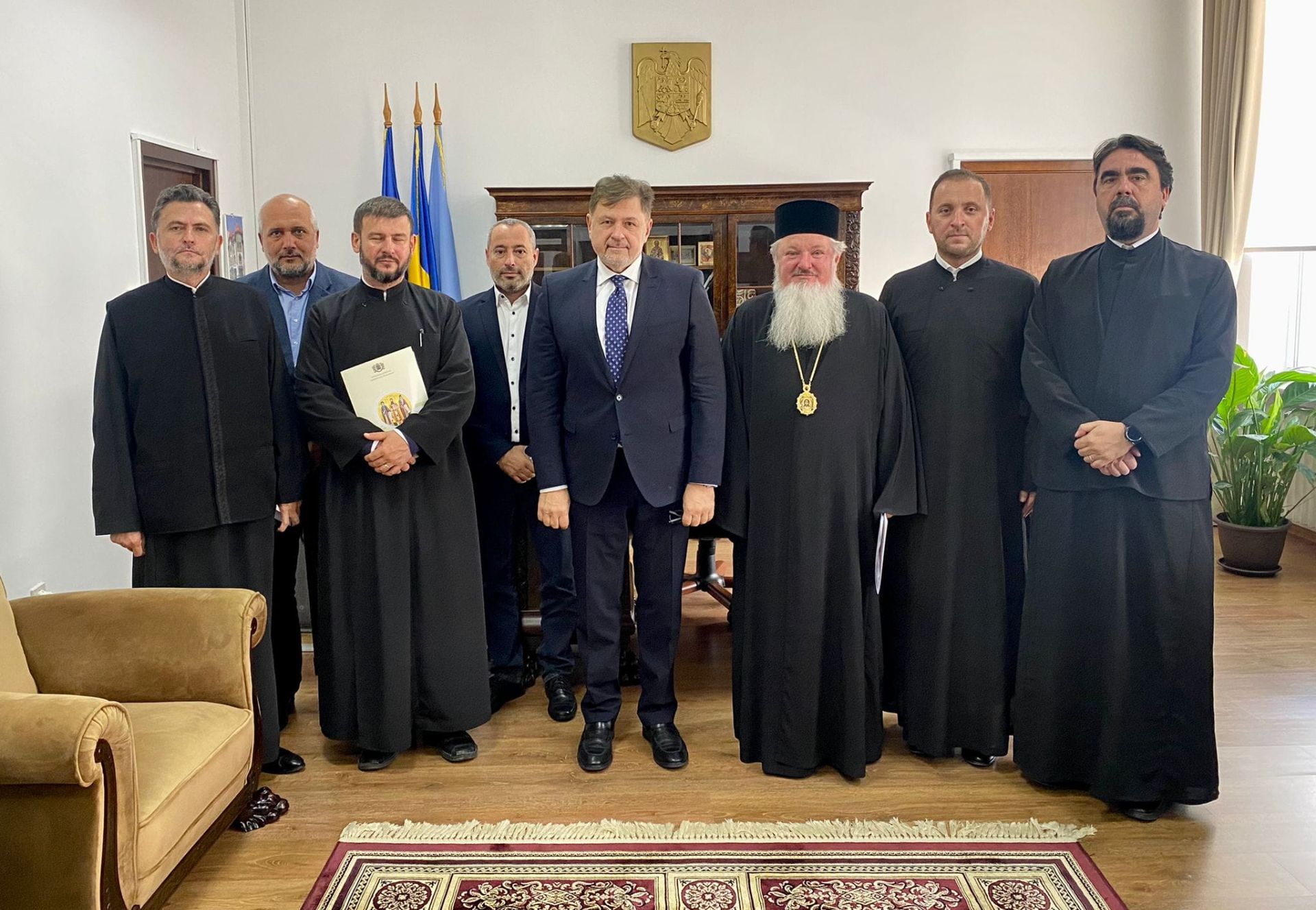 Ministrul Rafila s-a întânit cu o delegație a Patriarhiei Române