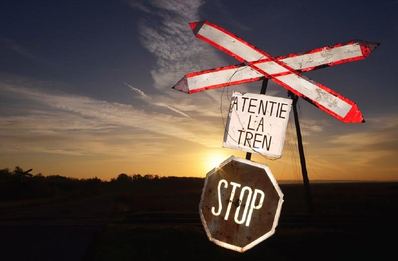 O vizită într-un spital aproape corigent