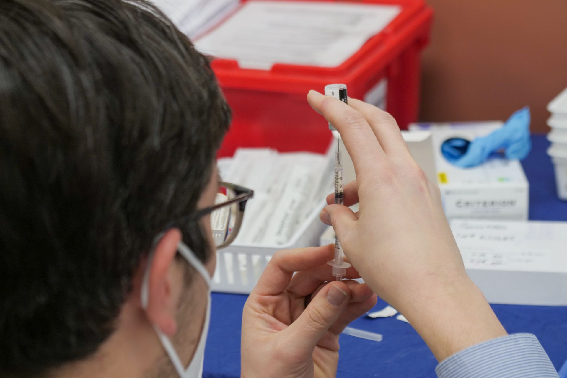 Românii vaccinați cu prima doză în străinătate pot face rapelul în țară
