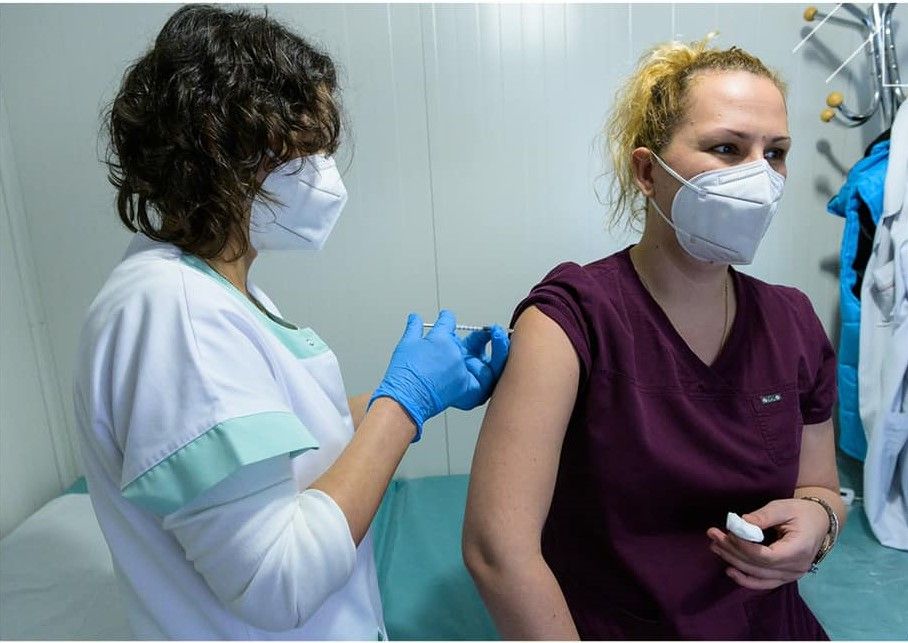 Peste 25.000 de români vaccinați în străinătate au solicitat completarea schemei în țară