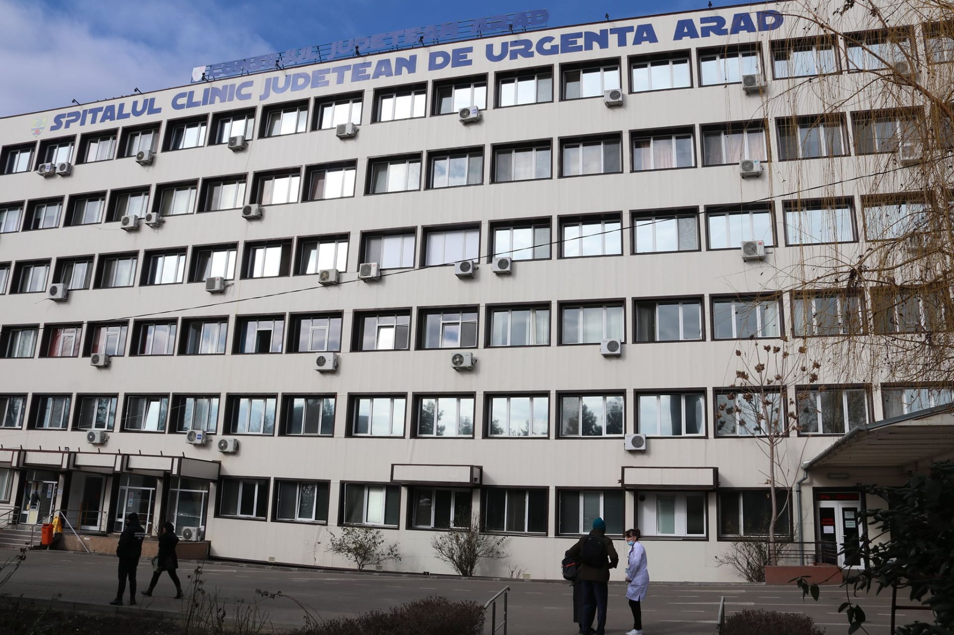 O asistentă de la Spitalul Județean Arad a murit de COVID-19