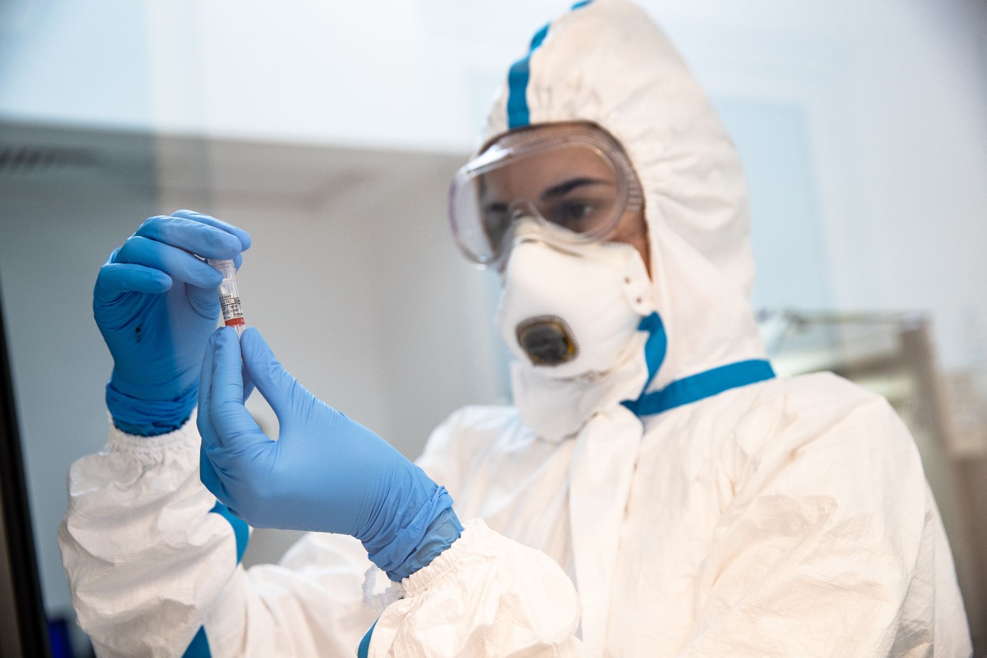 studiu raspuns imun postvaccinal covid-19 REGINA MARIA