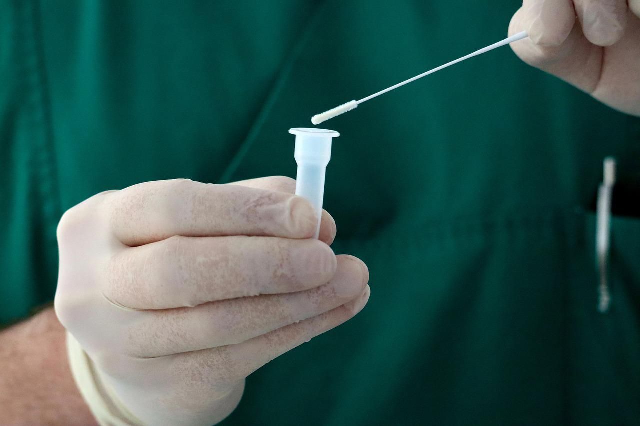 China se confruntă cu cantităţi enorme de deşeuri medicale după testarea PCR