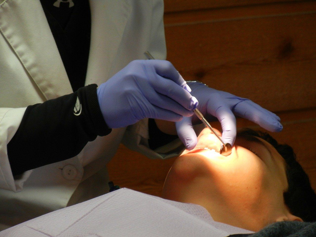 Străinii se tratează la dentiștii din România