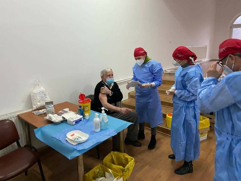 Acțiune de vaccinare anti-COVID desfășurată în judeţul Hunedoara cu medici voluntari