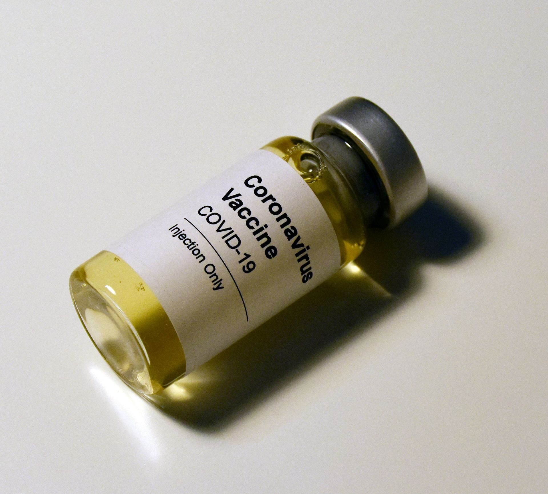 Vaccinuri anti-COVID: The New York Times dă în judecată Comisia Europeană